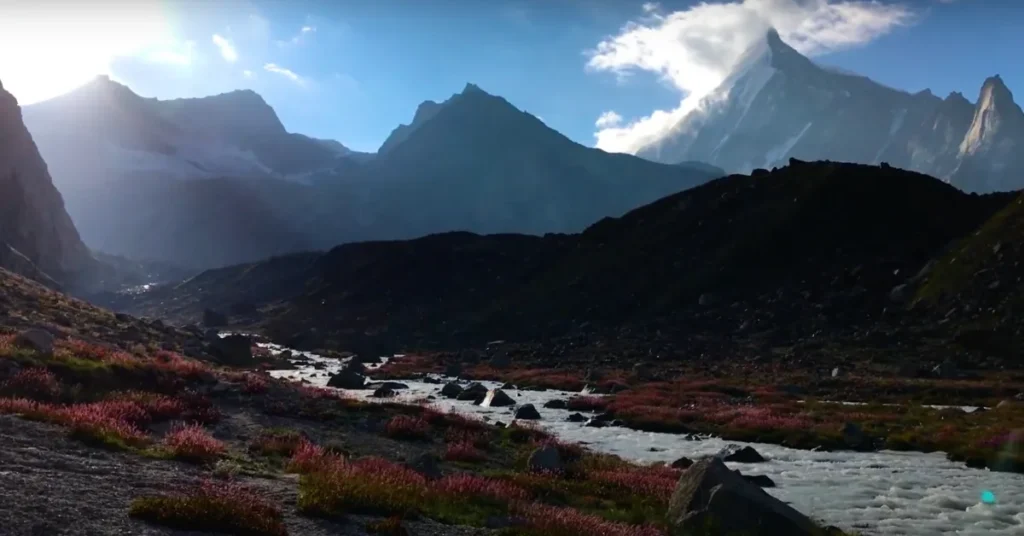 Neelkanth Mahadev Lake Trek